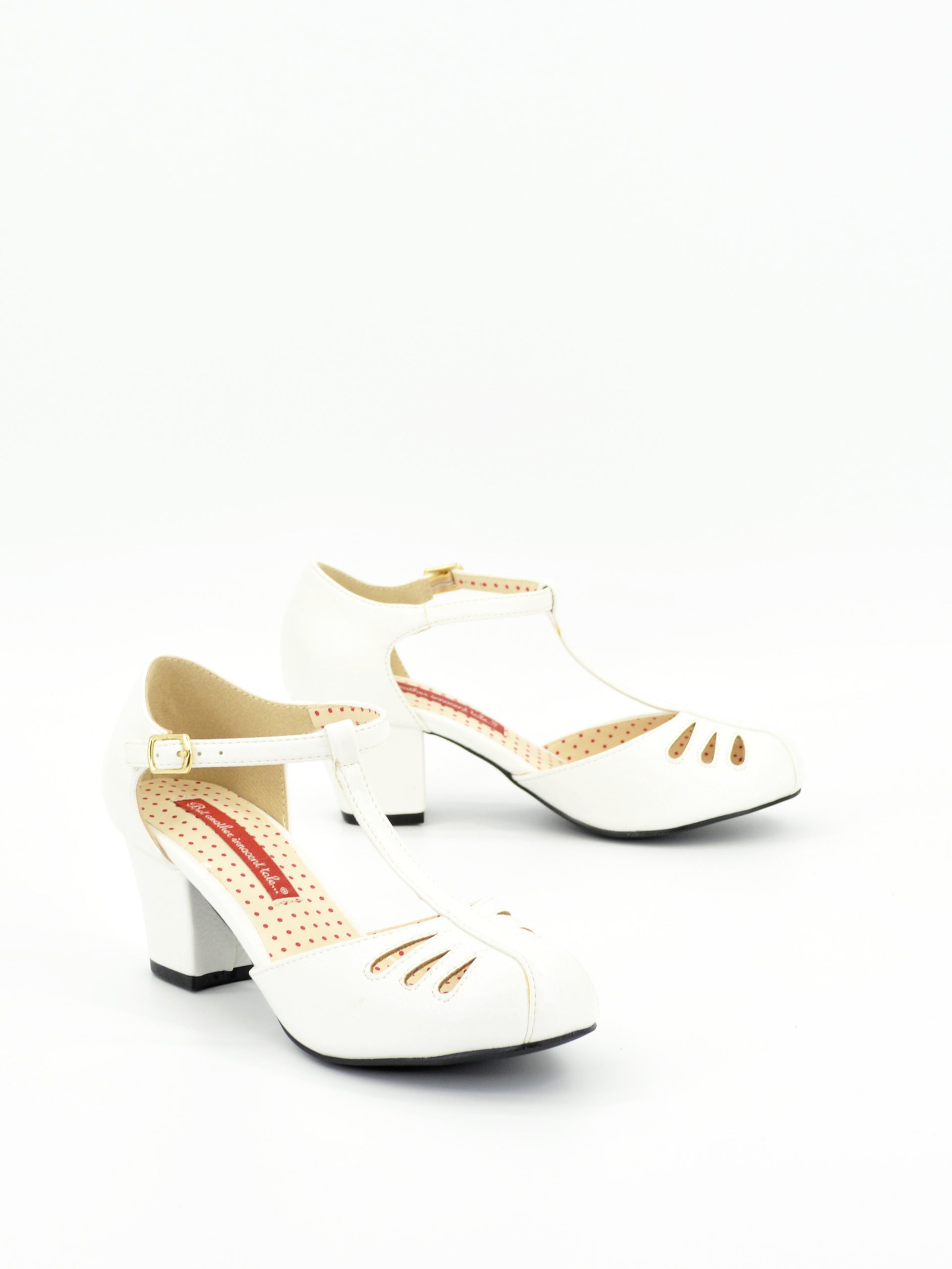 Robbie Classic White – B.A.I.T. Footwear